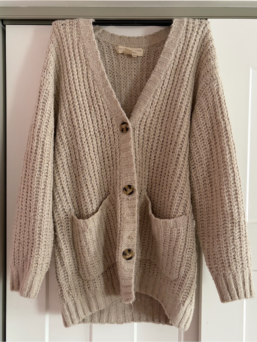 saltwater LUXE Chunky Knit V-Neck Cardigan - Beige